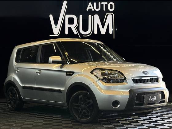 KIA SOUL 1.6 EX 16V FLEX 4P MANUAL KIA SOUL 1.6 EX 16V FLEX 4P MANUAL